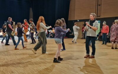 Retour sur le stage de musique et le bal trad&rsquo; à Connerré
